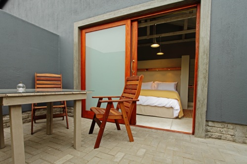 OrganicSquareGH terrace2